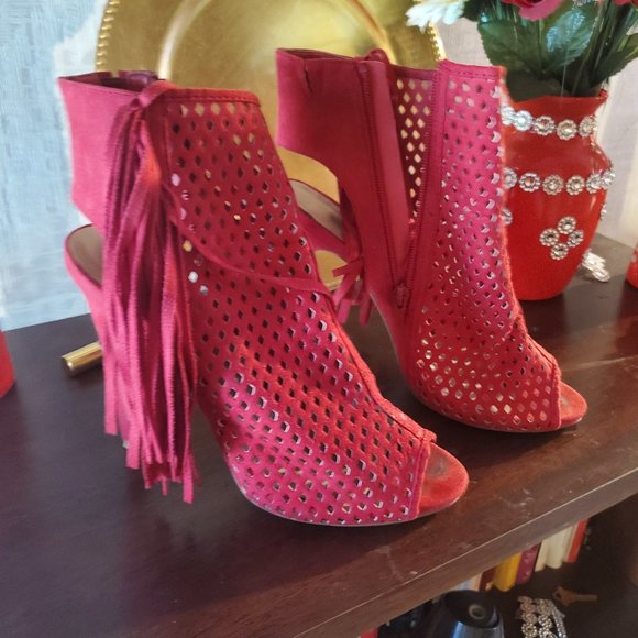 Shoe's boots - Picture 1 of 7